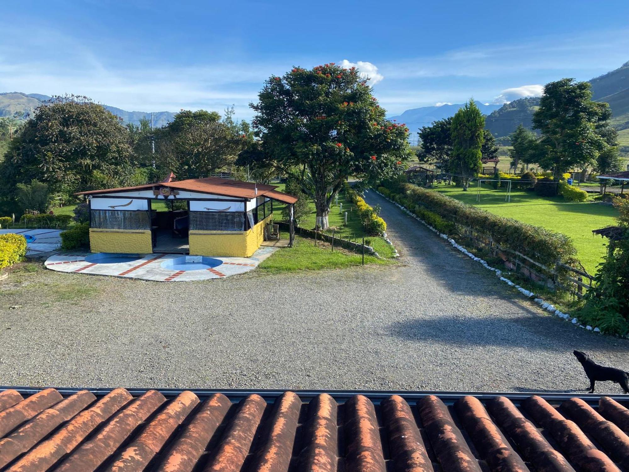 Finca Hotel Paraiso Urrao Exterior foto